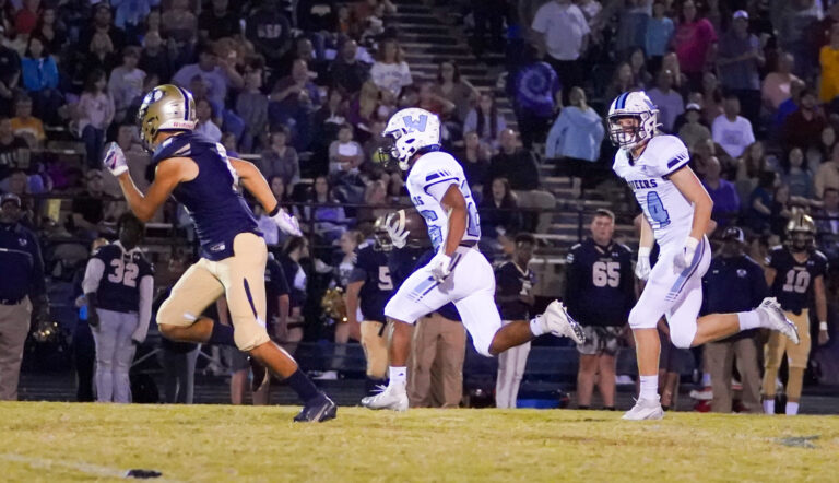 Pioneers survive Alexander Central, 34-20