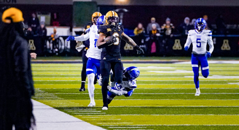 Mountaineers rally to run by Georgia State, 42-17