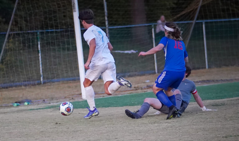 Pioneers spoil Patriots’ Senior Night, 6-1, to secure at least a share of conference title