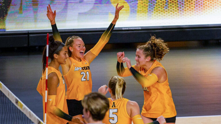 App State VB makes it 5 in a row with 3-0 sweep over Marshall