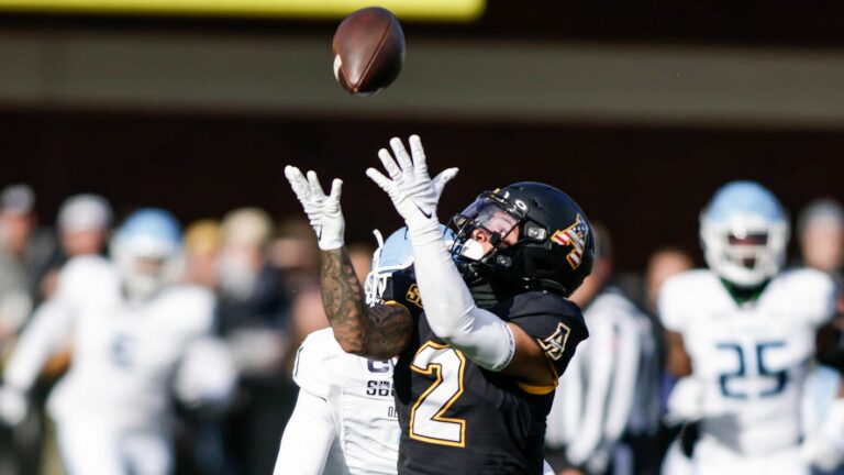 App State uses explosive first half to dominate Old Dominion, 27-14
