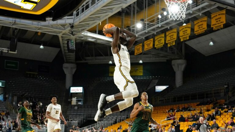 App State rallies in second half to overtake Southeastern Louisiana, 83-74