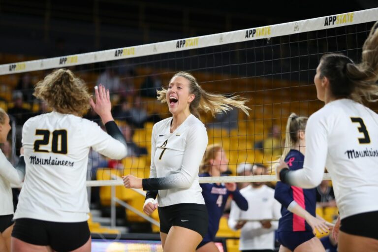 Holmes thriller: App State completes weekend sweep of Eagles, 3-2