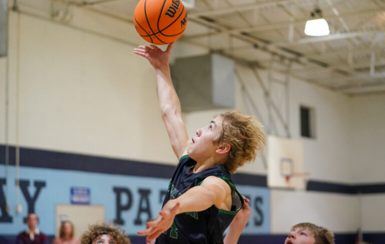 UPDATED: Blowing Rock boys surprise Parkway, 31-28