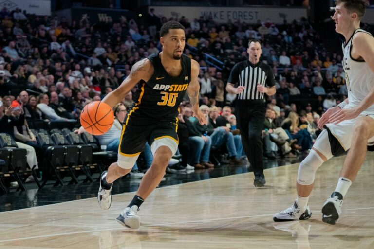 Boykin sizzles with 20, but Mountaineers fall to Marshall in SBC opener