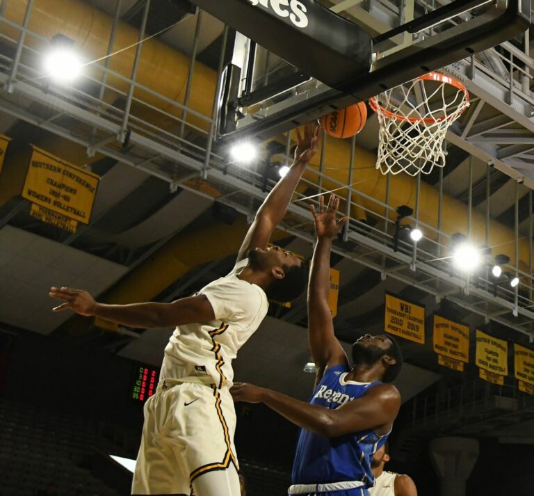 App State MBB ambushes Regent, 100-32