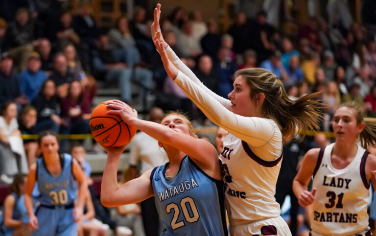 Scheffler gets poked (in the eye) — then pours in 22 to lead Watauga past South Caldwell, 60-34