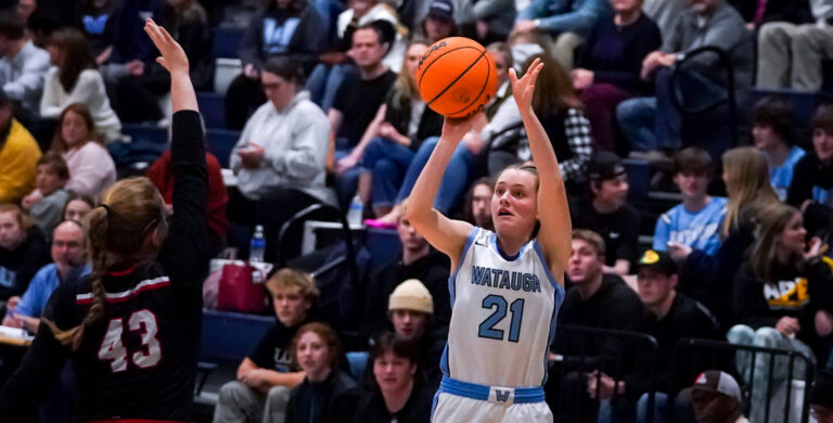 On a ‘cold’ night, Watauga WBB falls to Hibriten 48-45