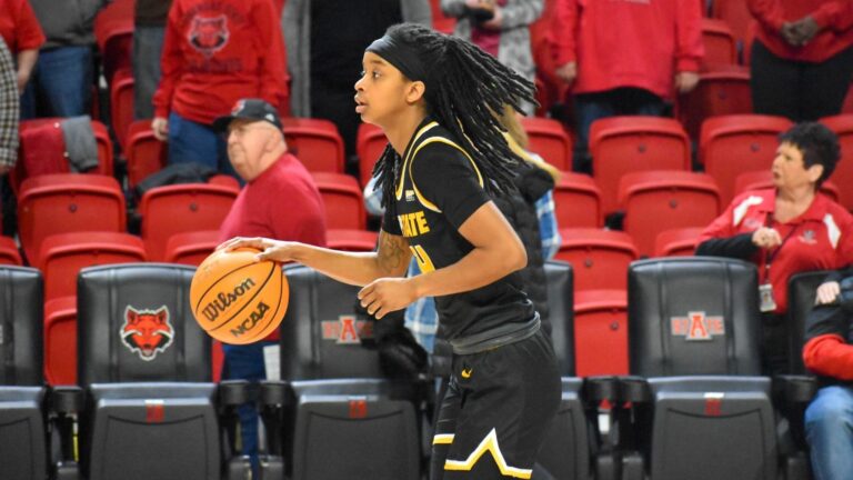 Mountaineer WBB edges Red Wolves in one-point thriller, 59-58