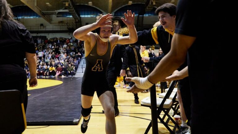 Mountaineer wrestlers clinch SoCon title, sweep Campbell, Presbyterian, Davidson