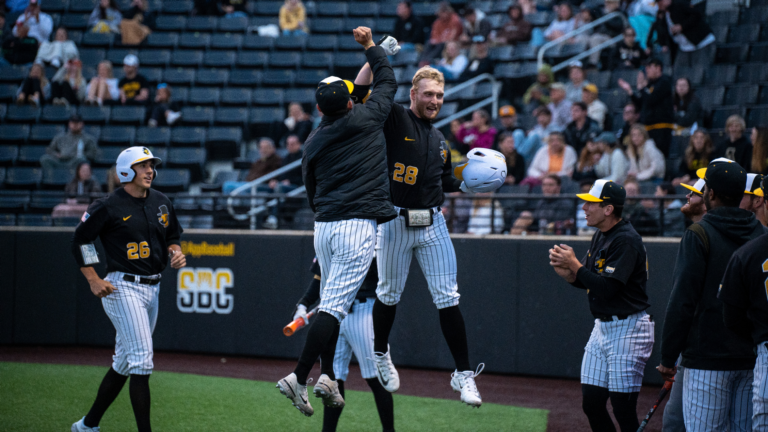 UNC Asheville outlasts Mountaineers, 7-6