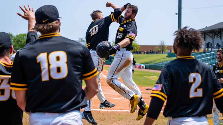 Mountaineers survive, 8-7