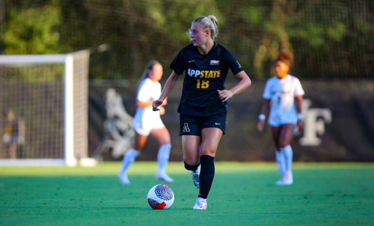 Wake Forest WSOC edges App State in season opener, 1-0