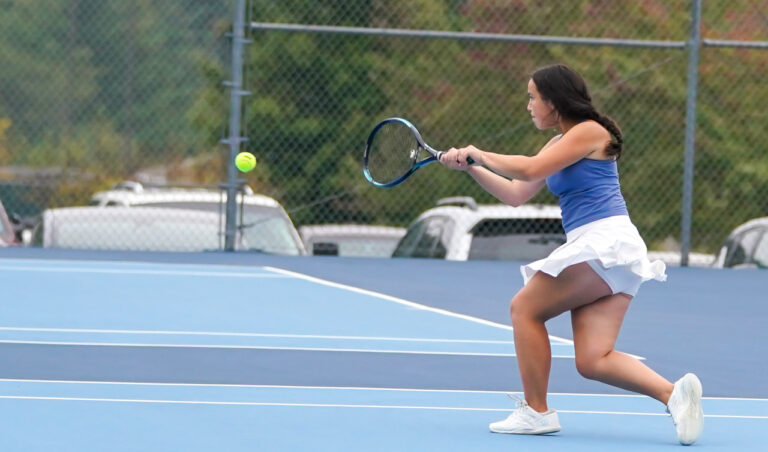 Cheaper by the dozen? Watauga netters remain undefeated after 8-1 win over Hibriten