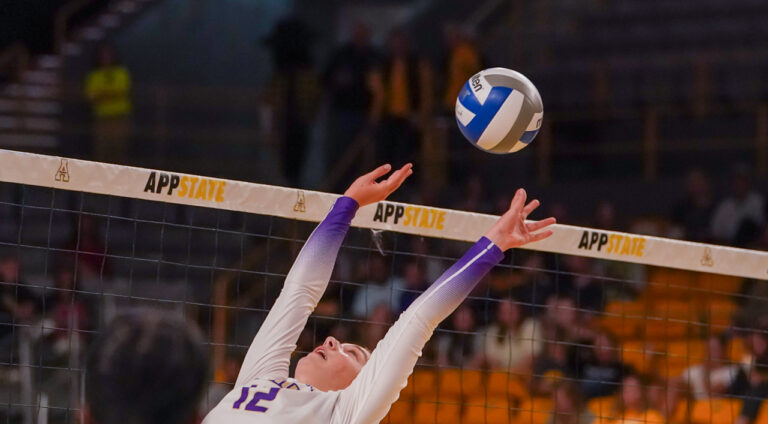 James Madison trips up Mountaineers in Sun Belt opening thriller, 3-1