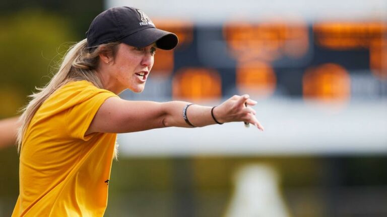 Dinsmore earns contract extension