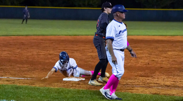 Watauga streaks past St. Vincent-St. Mary (Akron, Ohio), 9-2