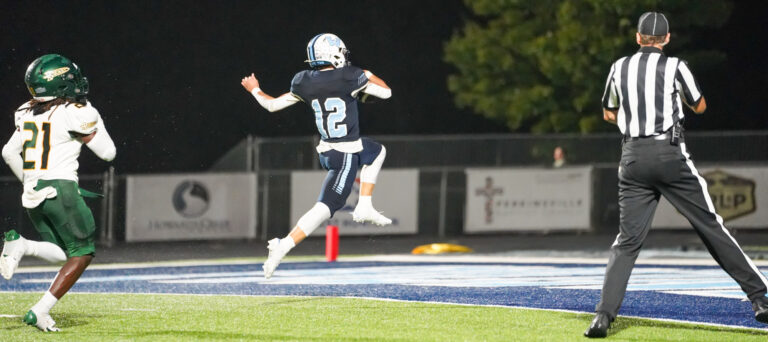 Watauga defuses Rockets, 48-21