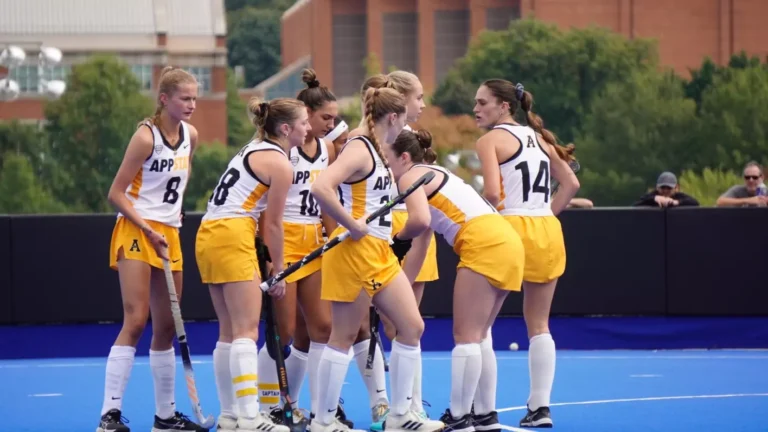 Mountaineers defeat Chippewas, 2-1
