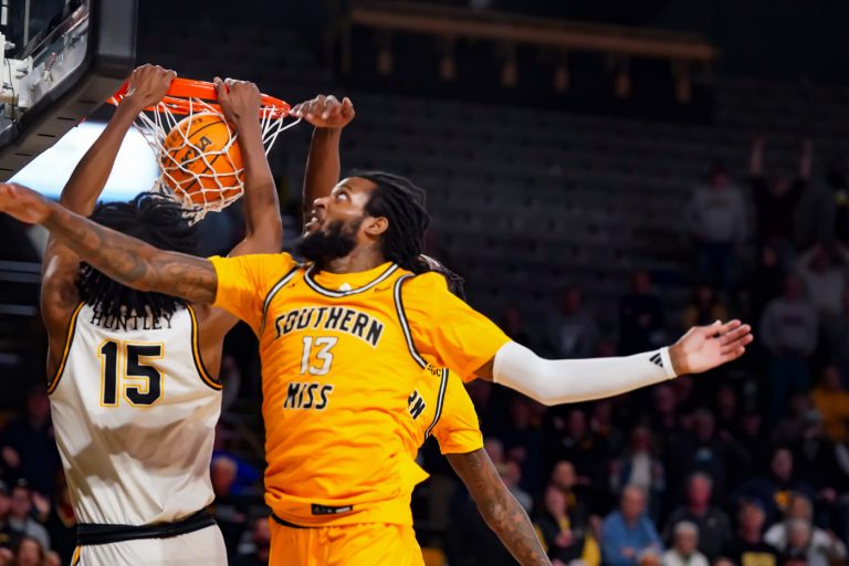 Thrilling, buzzer-beater finish caps a sloppy win over Southern Miss, 60-58