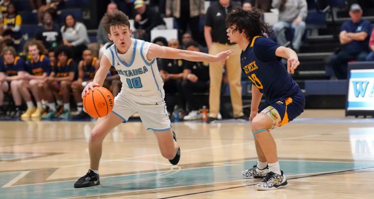 Watauga outlasts East Meck in Round 1, 56-42