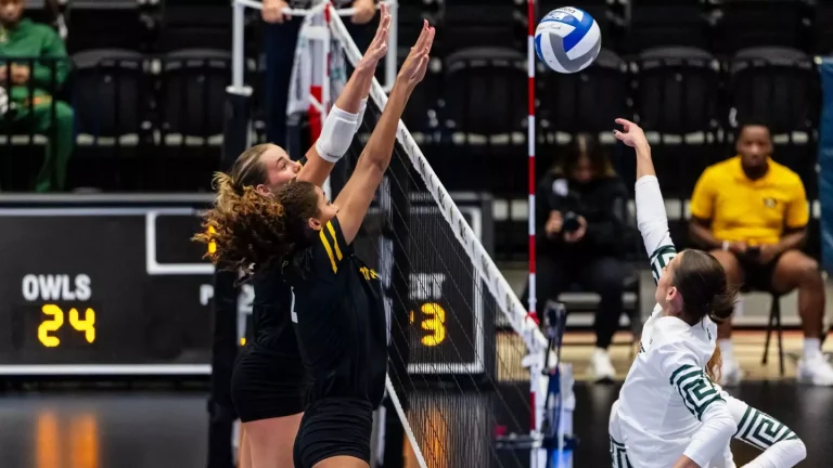 Michigan State rallies to upset App State Volleyball, 3-2