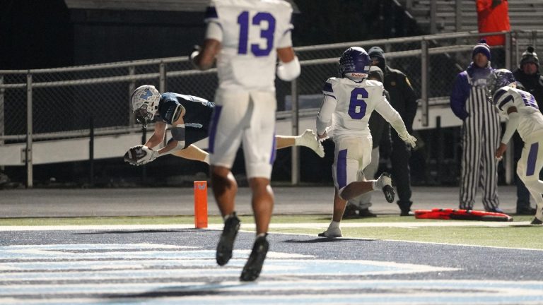 Pioneers outlast Northern Guilford, 43-42, to advance to 6A state championship game