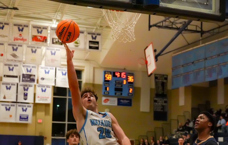 Pioneers run, shoot past Cougars, 93-57