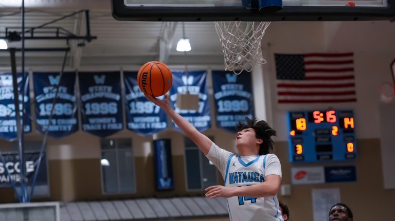 Watauga MBB romps to 74-43 NWC semifinal win over St. Stephens