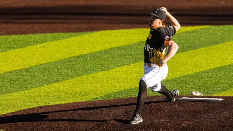 In extra innings, Gardner-Webb rallies to take series opener vs. App State, 7-6